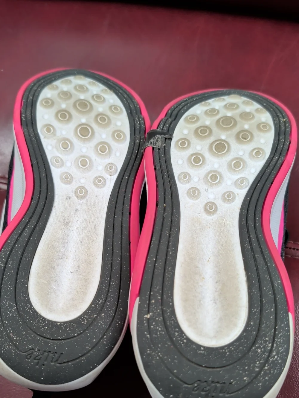 Nike Infinity Flow Comfront Athletic Shoes Girl's Size 5.5